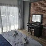 Caesar & Luxury Apartment *