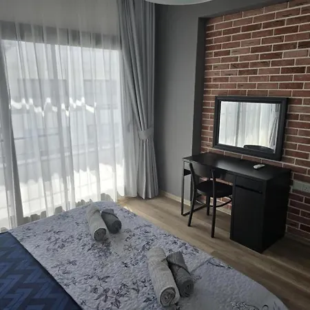 Caesar & Luxury Apartment *