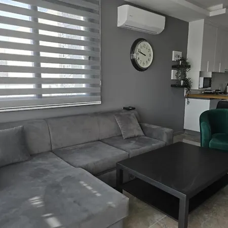 Caesar & Luxury Apartment