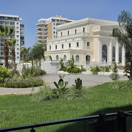 Caesar & Luxury Apartment